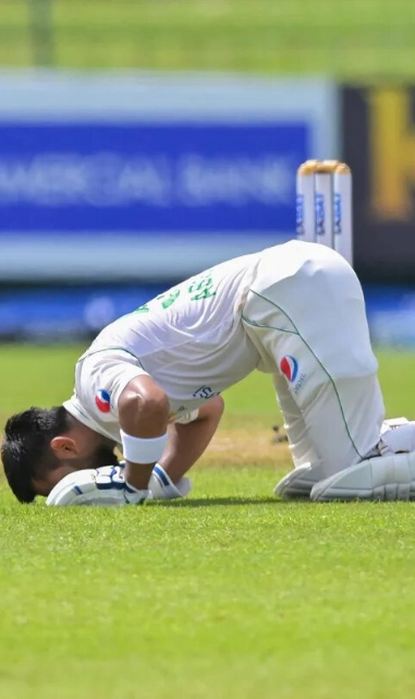 Abdullah goes in prostration as he scores a century